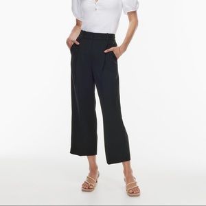 NWOT Aritzia Wilfred Effortless Cropped Pant